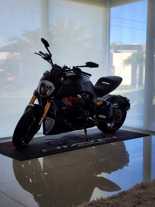 DUCATI DIAVEL 1260 S DUCATI DIAVEL 1260 S
